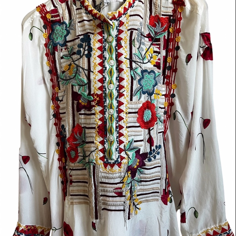 JOHNNY WAS Bracciana blouse-silk embroidered blouse NWT Small off white
